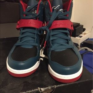 Jordan flights size12